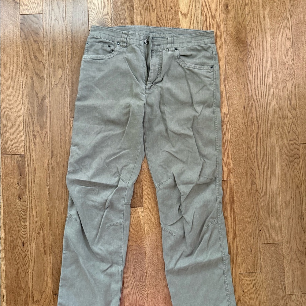 Men’s Patagonia Tan Pants, tan, size 33